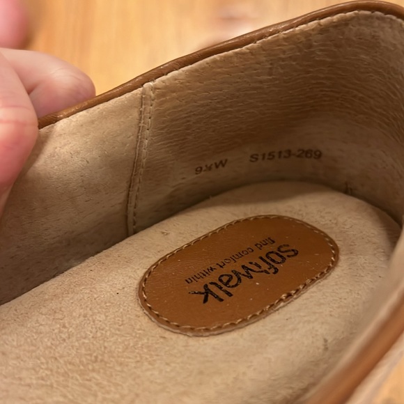 Softwalk Comfort Beige Flats - Picture 8 of 8